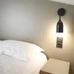 Brit Essentiel Arverne - Clermont-ferrand Sud אובייר