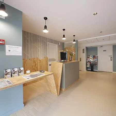 Otel Brit Essentiel Arverne - Clermont-ferrand Sud Aubière