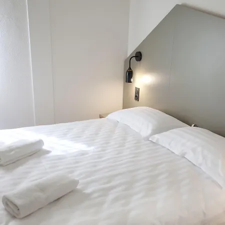 Brit Essentiel Arverne - Clermont-ferrand Sud Hotel