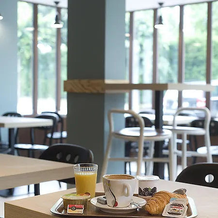 Brit Essentiel Arverne - Clermont-ferrand Sud Hotel Aubière