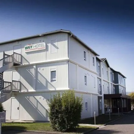 Otel Brit Essentiel Arverne - Clermont-ferrand Sud 2*
