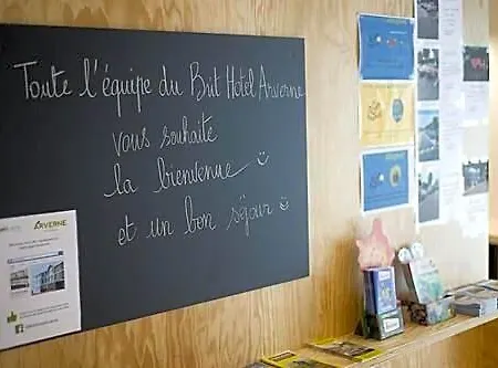 Otel Brit Essentiel Arverne - Clermont-ferrand Sud Aubière