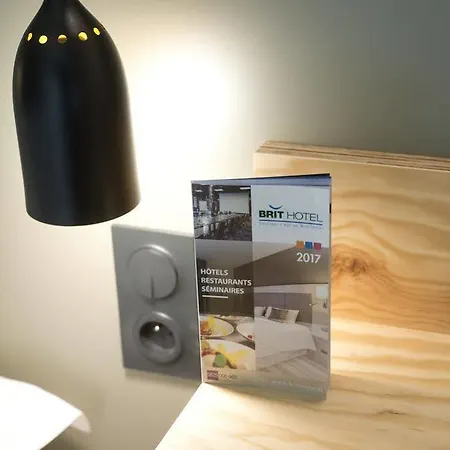 Hotel Brit Essentiel Arverne - Clermont-ferrand Sud 2*