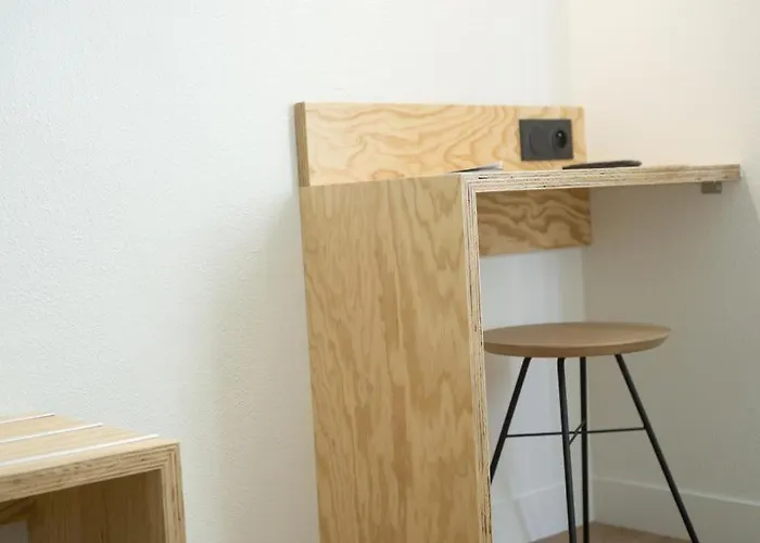 Brit Essentiel Arverne - Clermont-ferrand Sud Hotel 2*