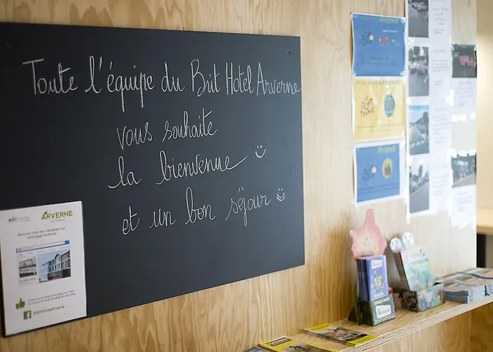 Brit Essentiel Arverne - Clermont-ferrand Sud Hotel