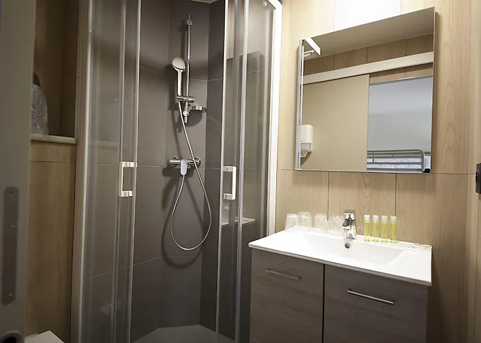 Brit Essentiel Arverne - Clermont-ferrand Sud Hotel Aubière