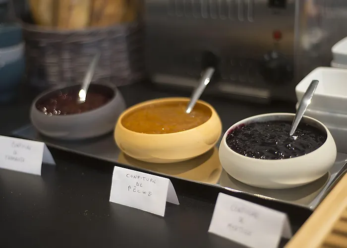 Brit Essentiel Arverne - Clermont-ferrand Sud Hotel