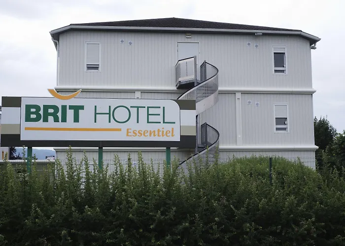 Brit Essentiel Arverne - Clermont-ferrand Sud Hotel 2*