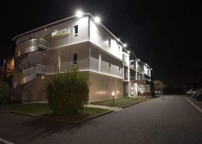 Brit Essentiel Arverne - Clermont-ferrand Sud Hotel Aubière